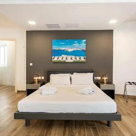 Seaview בית הארחה