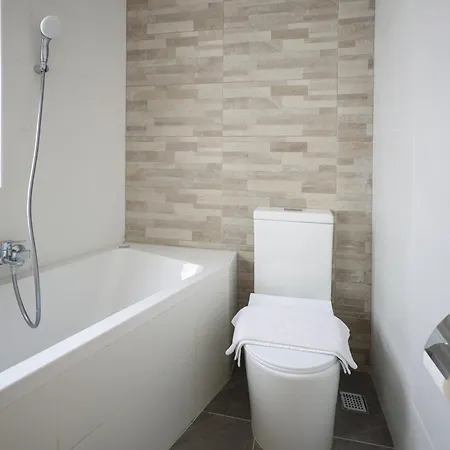 Seaview Konukevi 4*